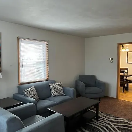 Prime Location Amazing Unit Close To Downtown - 2 Queen Beds