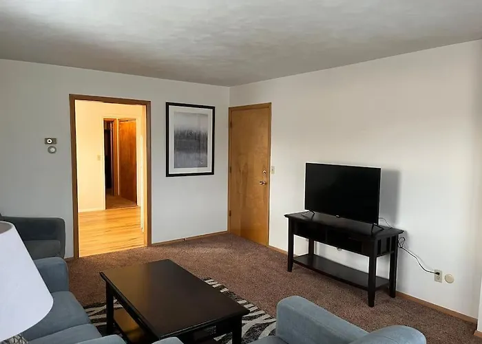 Prime Location Amazing Unit Close To Downtown - 2 Queen Beds Springfield